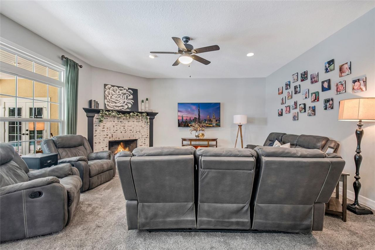 450 Valley Stream Drive, Geneva, FL 32732 Photo