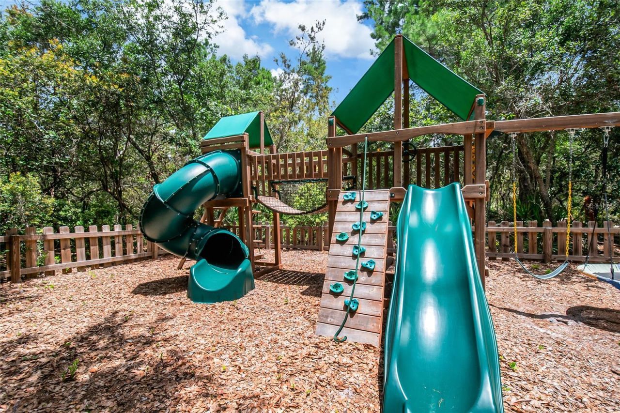 450 Valley Stream Drive, Geneva, FL 32732 Photo