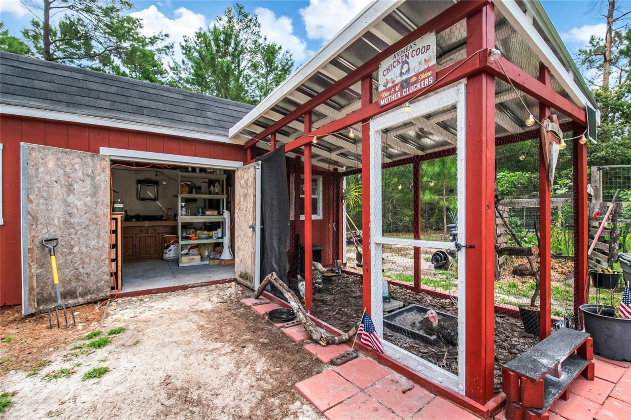 450 Valley Stream Drive, Geneva, FL 32732 Photo