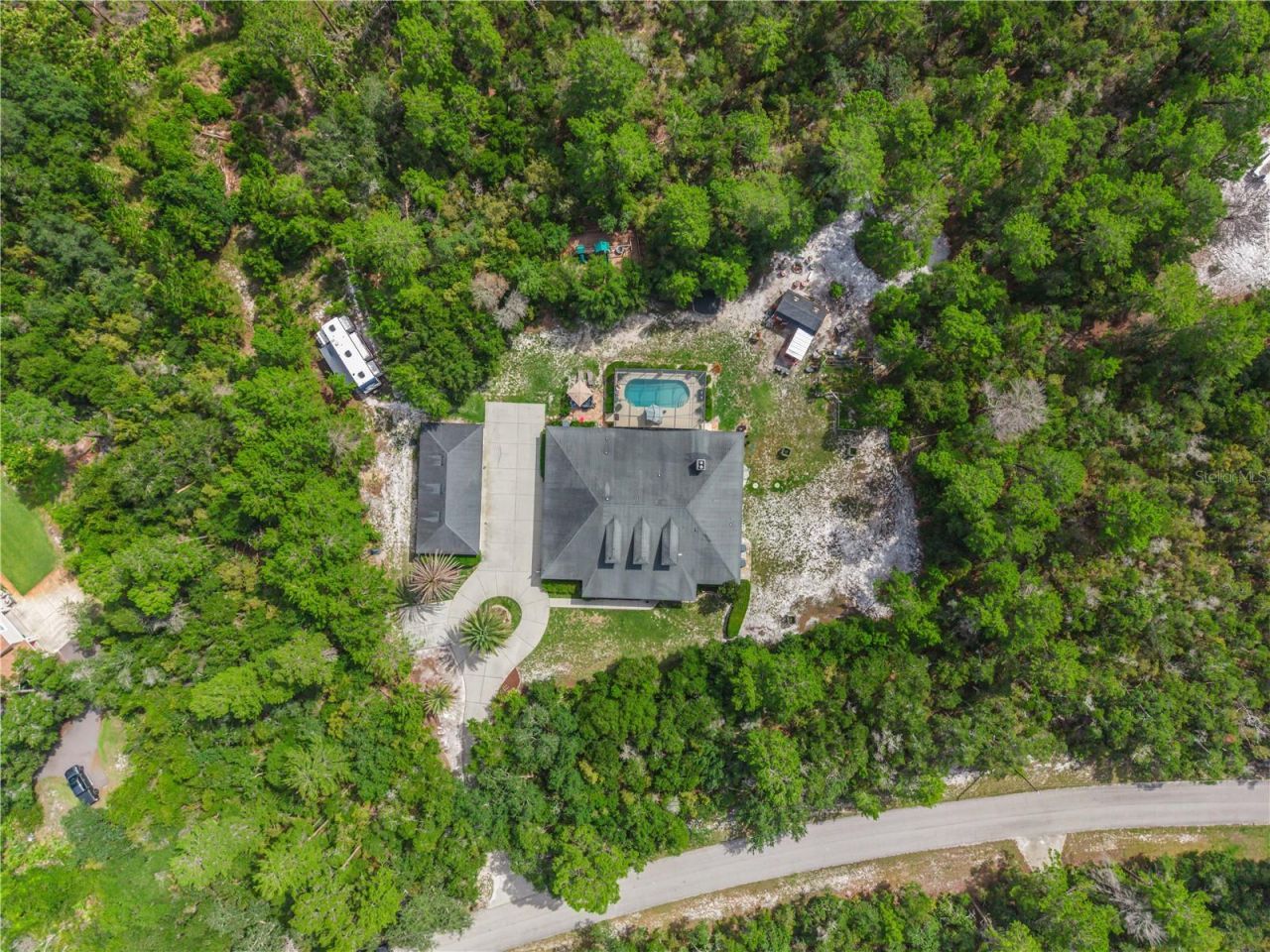450 Valley Stream Drive, Geneva, FL 32732 Photo