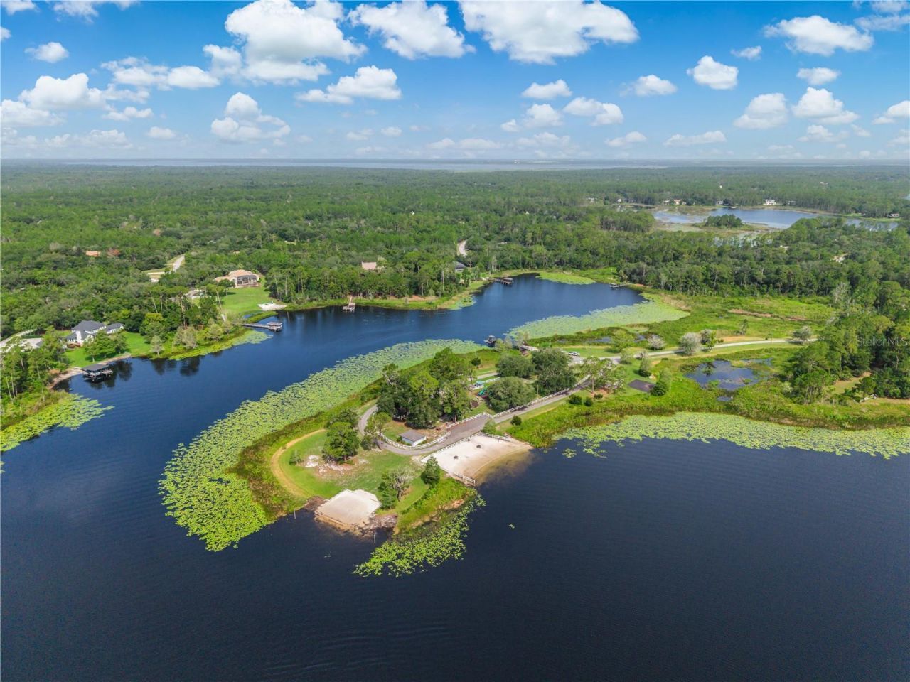 450 Valley Stream Drive, Geneva, FL 32732 Photo
