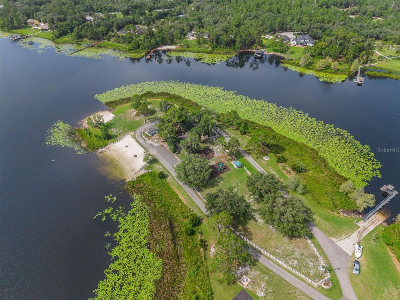 450 Valley Stream Drive, Geneva, FL 32732 Photo