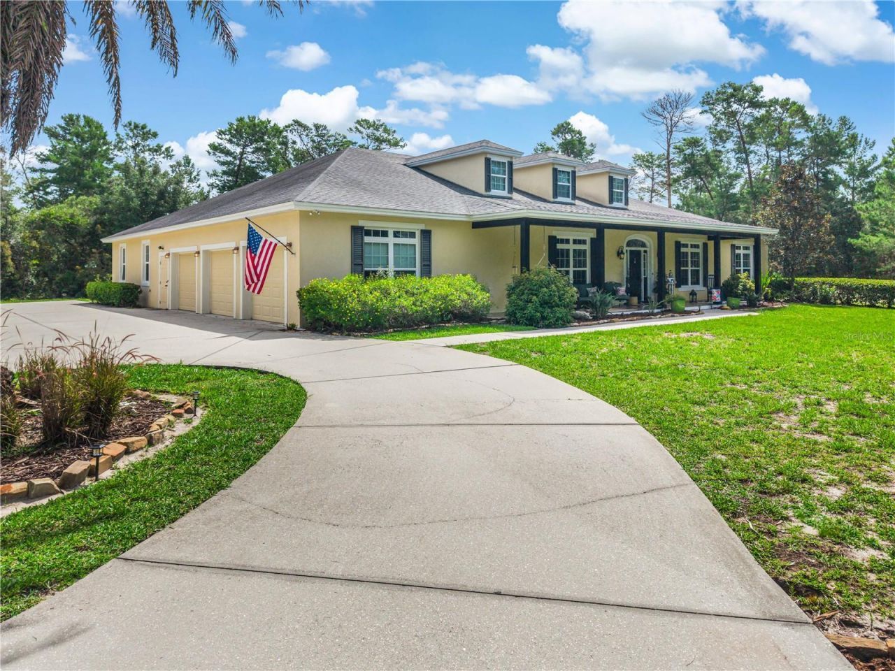 450 Valley Stream Drive, Geneva, FL 32732 Photo