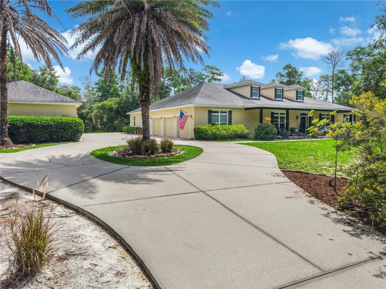 450 Valley Stream Drive, Geneva, FL 32732 Photo
