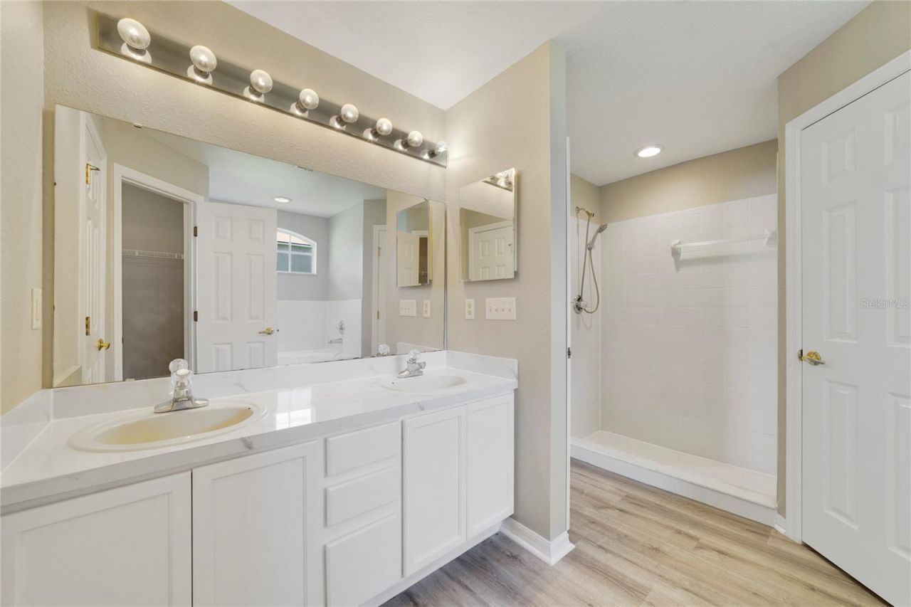 437 Jay Court , Poinciana, FL 34759 Photo