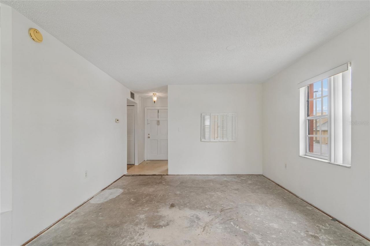 1900 68th Street N, Unit 210, Saint Petersburg, FL 33710 Photo