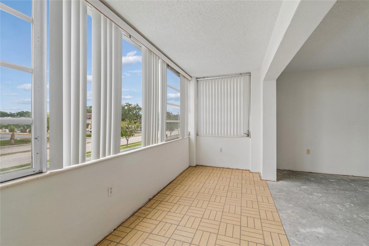 1900 68th Street N, Unit 210, Saint Petersburg, FL 33710 Photo