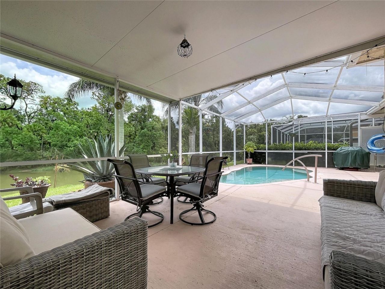 27544 Breakers Drive , Wesley Chapel, FL 33544 Photo
