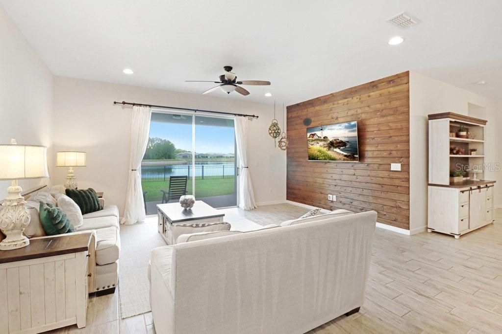11520 Blue Woods Drive , Riverview, FL 33569 Photo