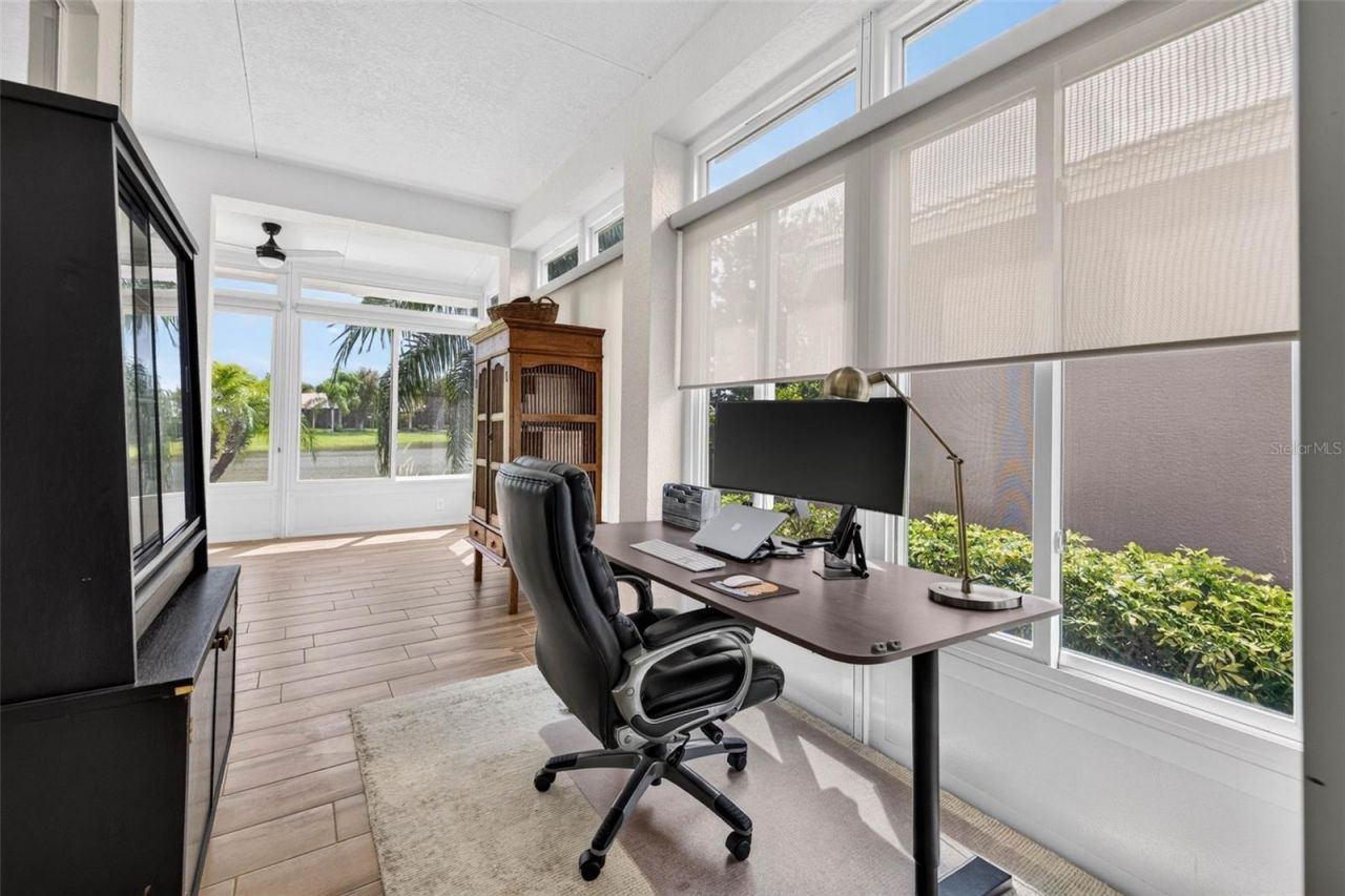 15929 Golden Lakes Drive , Wimauma, FL 33598 Photo