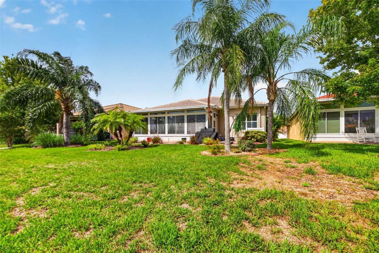 15929 Golden Lakes Drive , Wimauma, FL 33598 Photo
