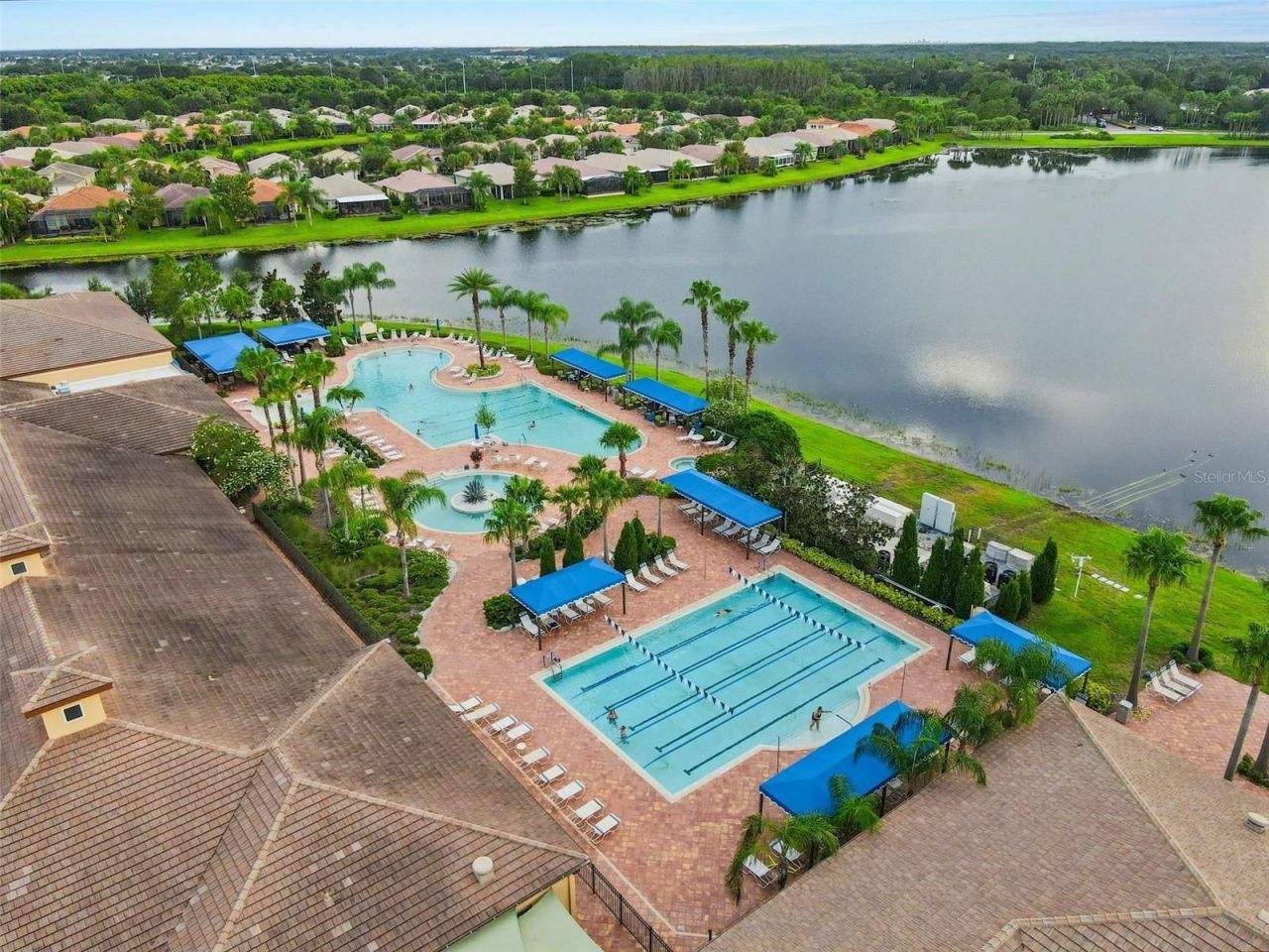 15929 Golden Lakes Drive , Wimauma, FL 33598 Photo