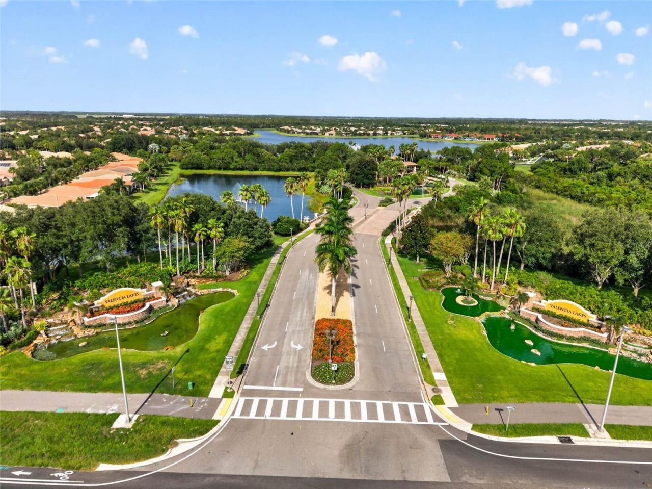 15929 Golden Lakes Drive , Wimauma, FL 33598 Photo