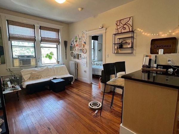 65 Burbank St, Unit 24, Boston, MA 02115