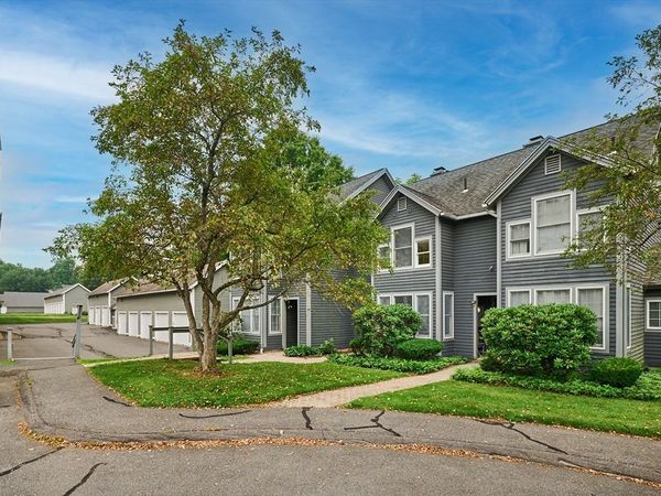 51 Amity Pl, Unit 51, Amherst, MA 01002