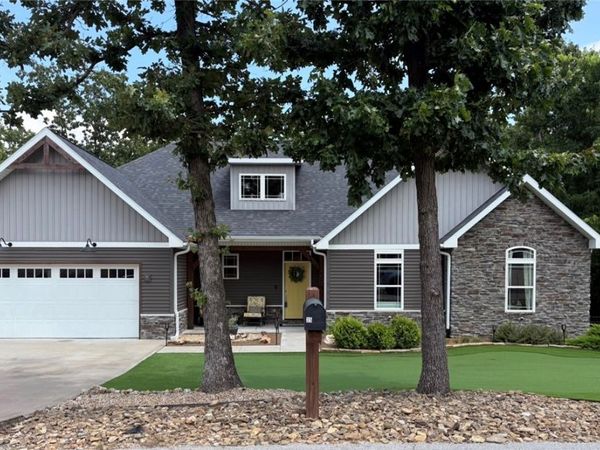 35 Skye Drive, Bella Vista, AR 72715