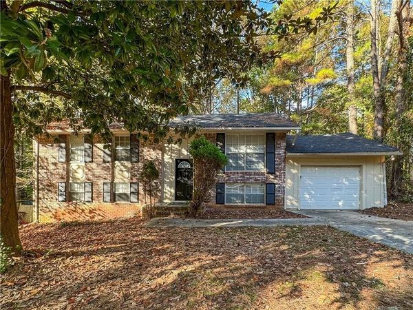 4715 Greenbriar Trail SW, Atlanta, GA 30331