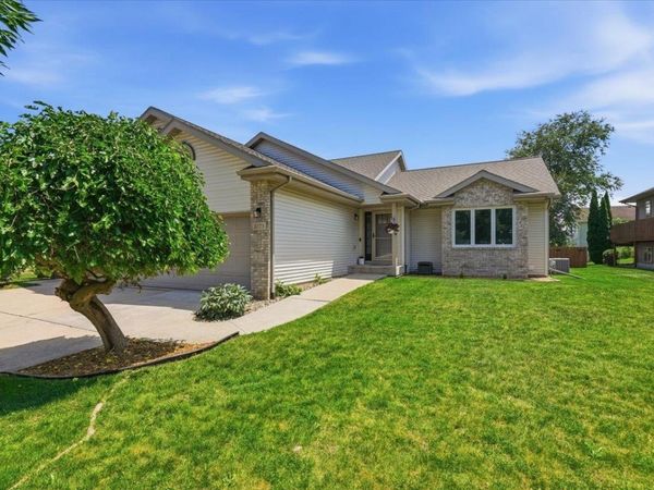 3273 Bookham Drive, Sun Prairie, WI 53590
