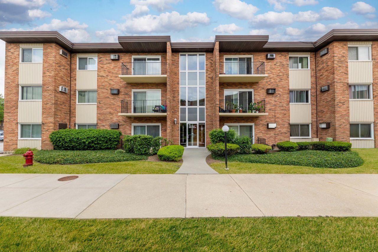 4112 W 98TH Street , Oak Lawn, IL 60453