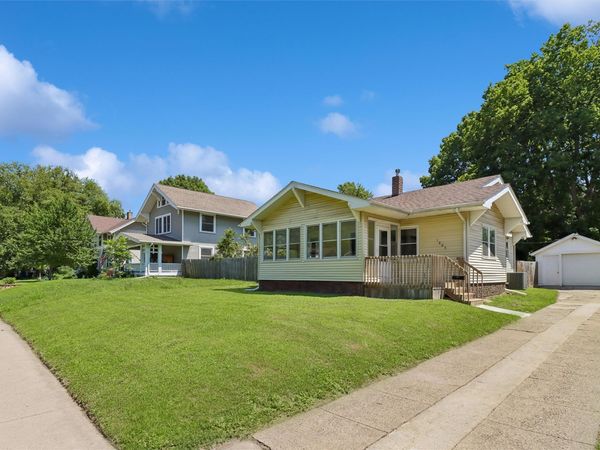 1805 E 12th Street, Des Moines, IA 50316