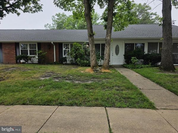 437 C PORTSMOUTH DRIVE , LAKEWOOD, NJ 08701