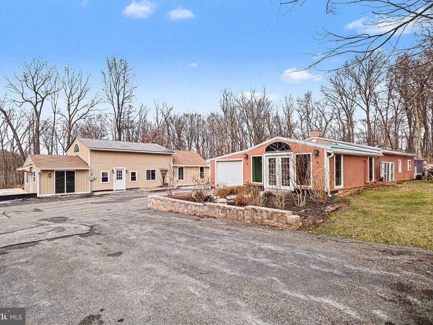 19717 Five Forks Road, New Freedom, PA 17349 Main Photo