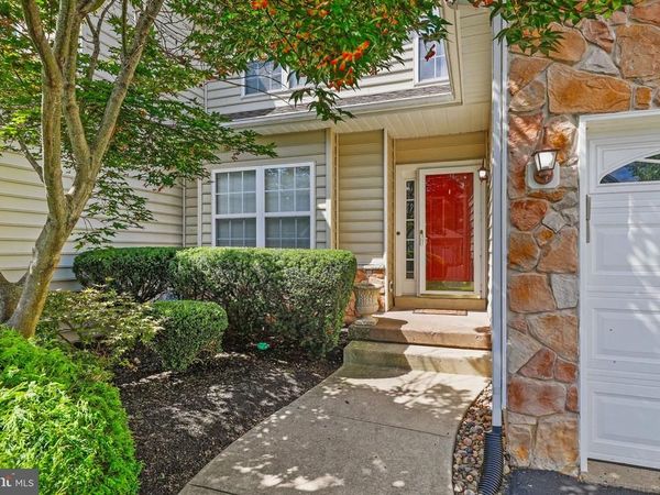 71 PALMER DRIVE, MOORESTOWN, NJ 08057
