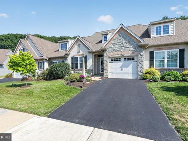 1040 ARIS PEAR WAY, Unit 5, DOWNINGTOWN, PA 19335