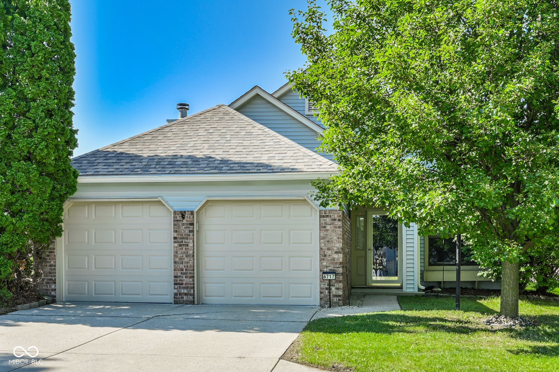 6717 Huntsmen Court, Indianapolis, IN 46250 Main Photo