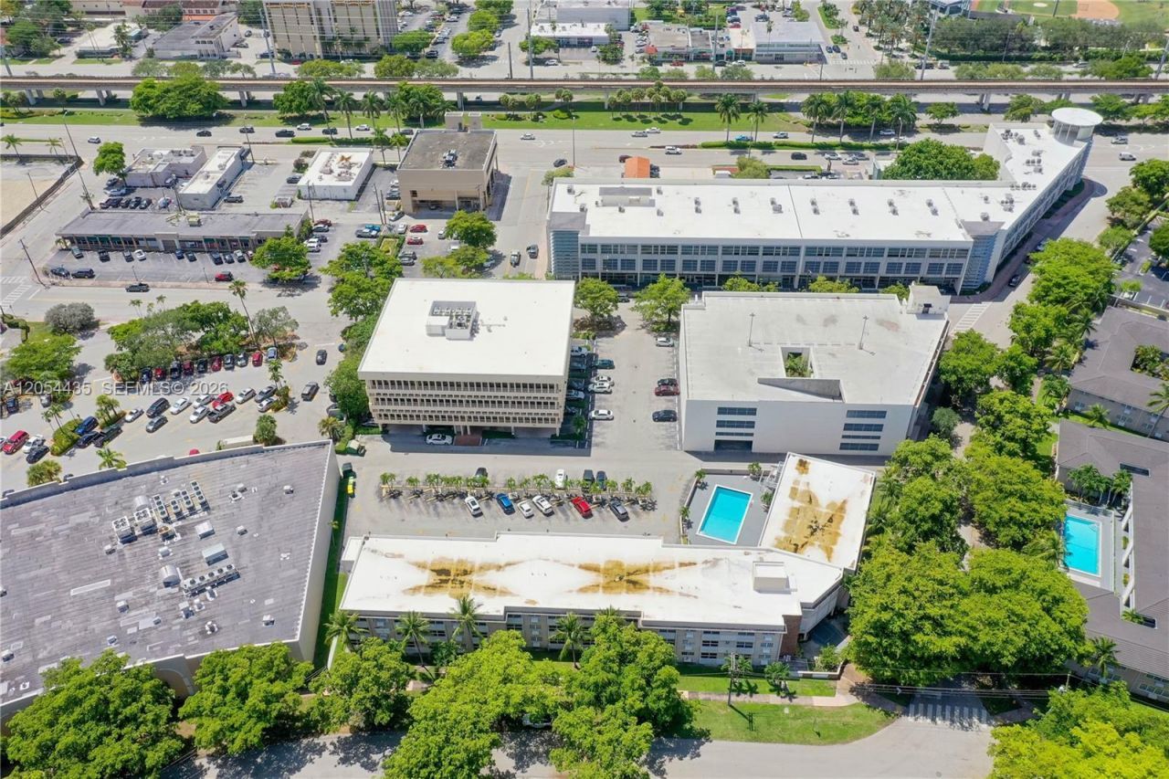 6580 E Santona St , Unit A37, Coral Gables, FL 33146 Photo