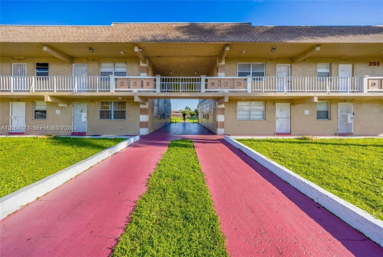 505 NW 177th St , Unit 131, Miami Gardens, FL 33169 Photo