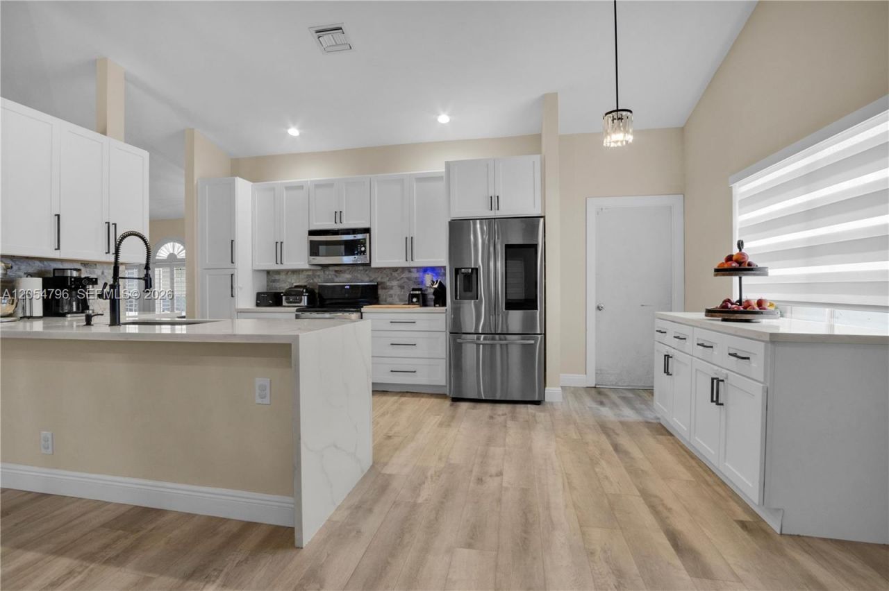 6610 NW 41st Ter, Coconut Creek, FL 33073 Photo