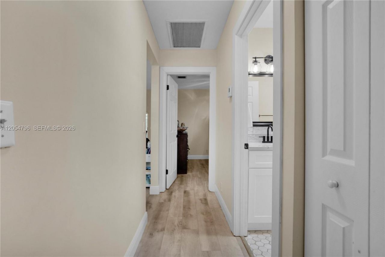6610 NW 41st Ter, Coconut Creek, FL 33073 Photo