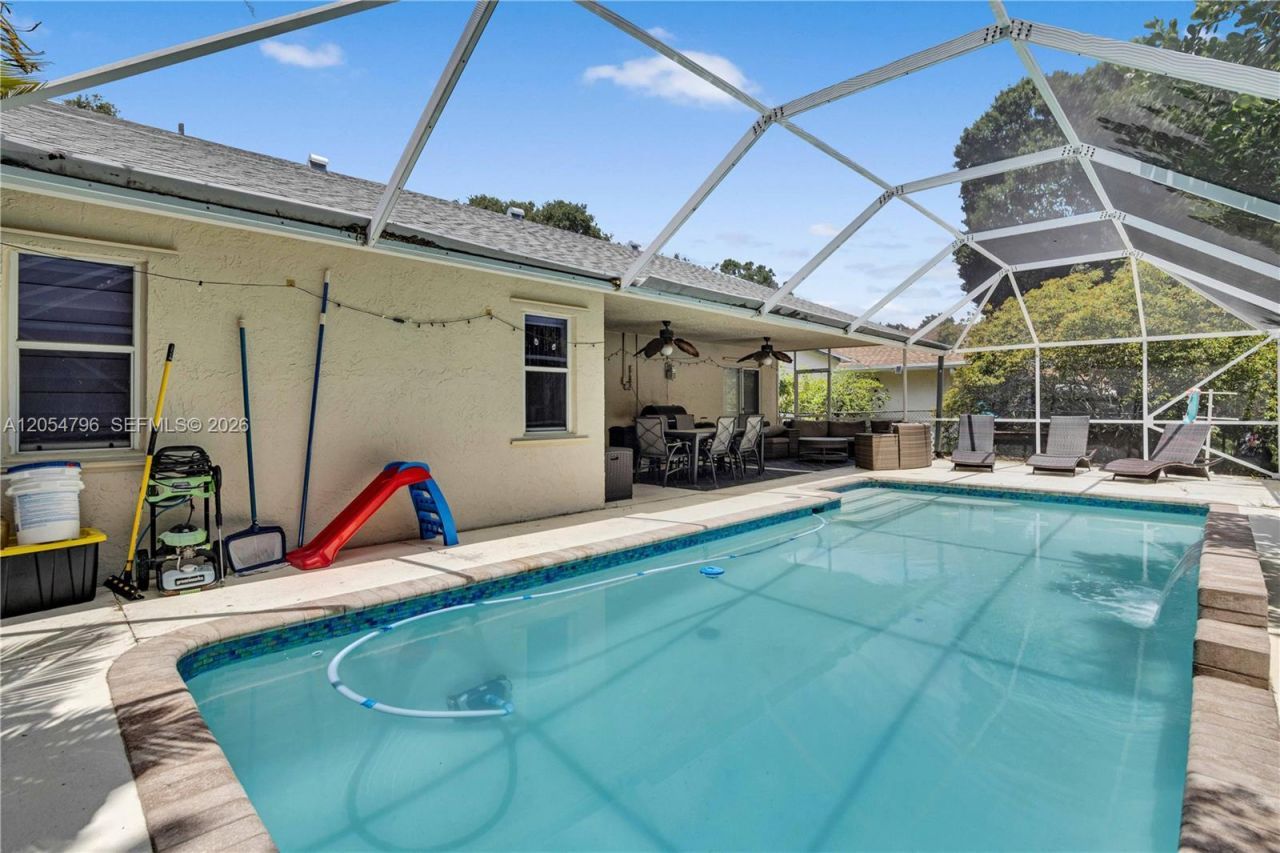 6610 NW 41st Ter, Coconut Creek, FL 33073 Photo