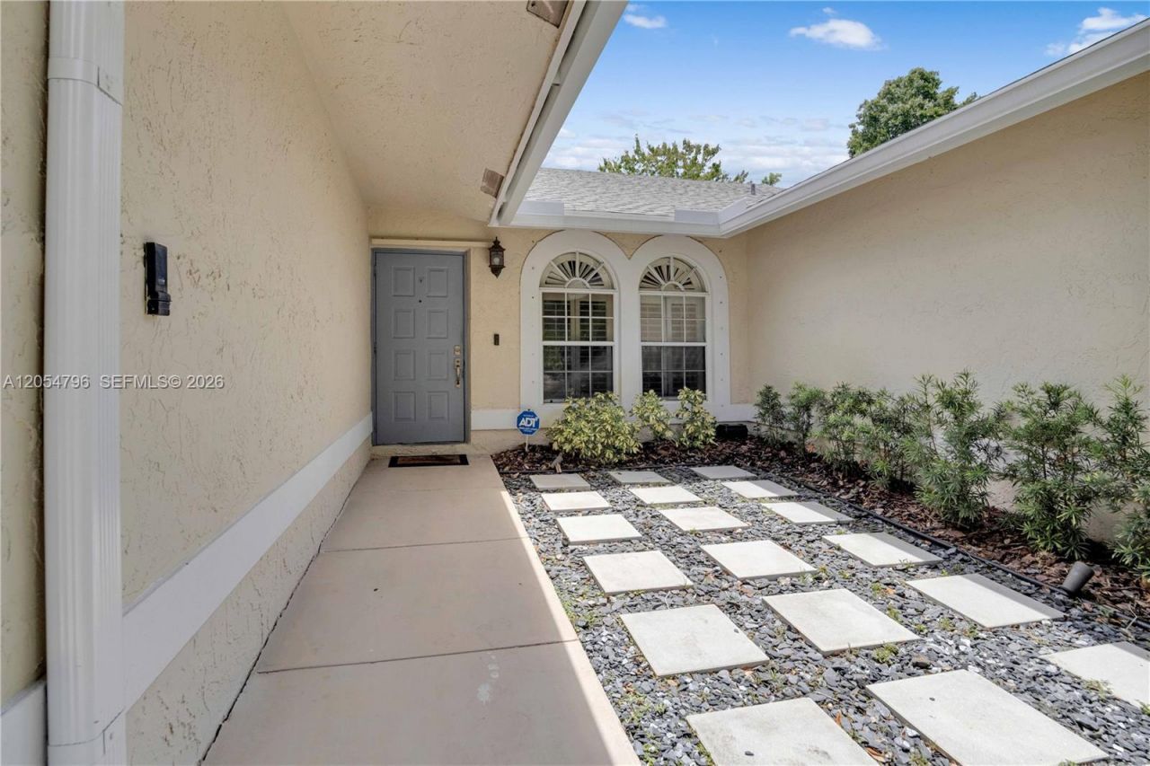 6610 NW 41st Ter, Coconut Creek, FL 33073 Photo