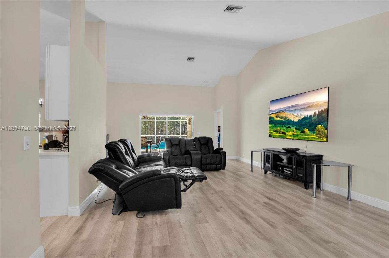 6610 NW 41st Ter, Coconut Creek, FL 33073 Photo