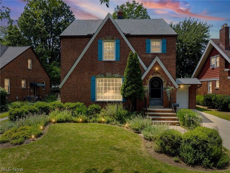 5844 Lotusdale Drive, Parma Heights, OH 44130 Photo 2