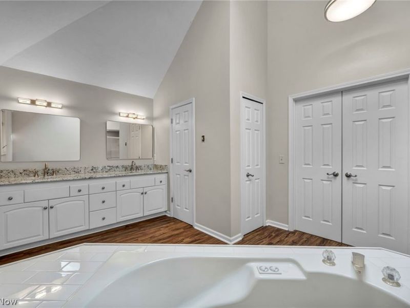 3373 Arbor Way , Westlake, OH 44145 Photo 26