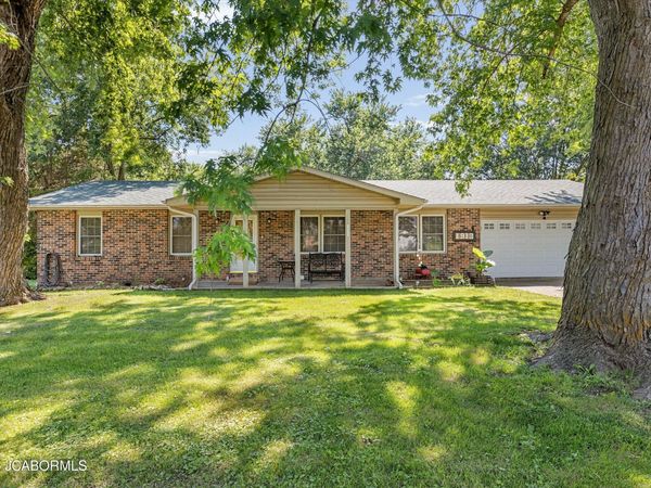 1913 LAKEVIEW DRIVE, Fulton, MO 65251