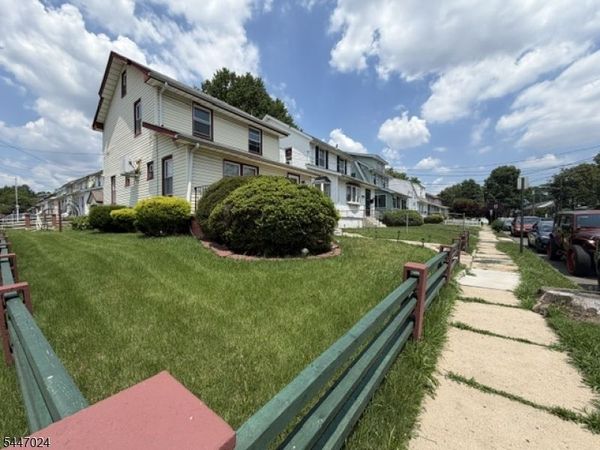 191 Hollywood Ave, Irvington, NJ 07111