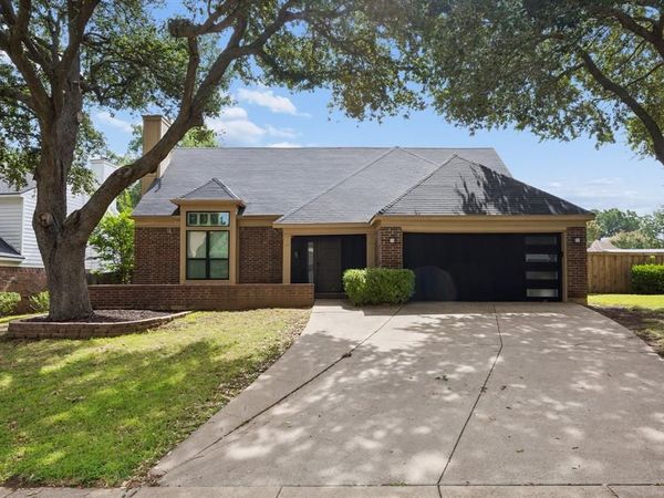 4321 Bradford Drive , Grapevine, TX 76051