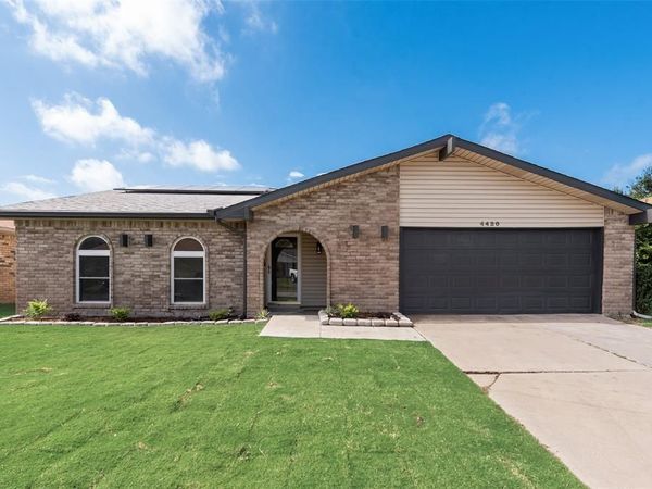 4420 Buckeye Street, Fort Worth, TX 76137