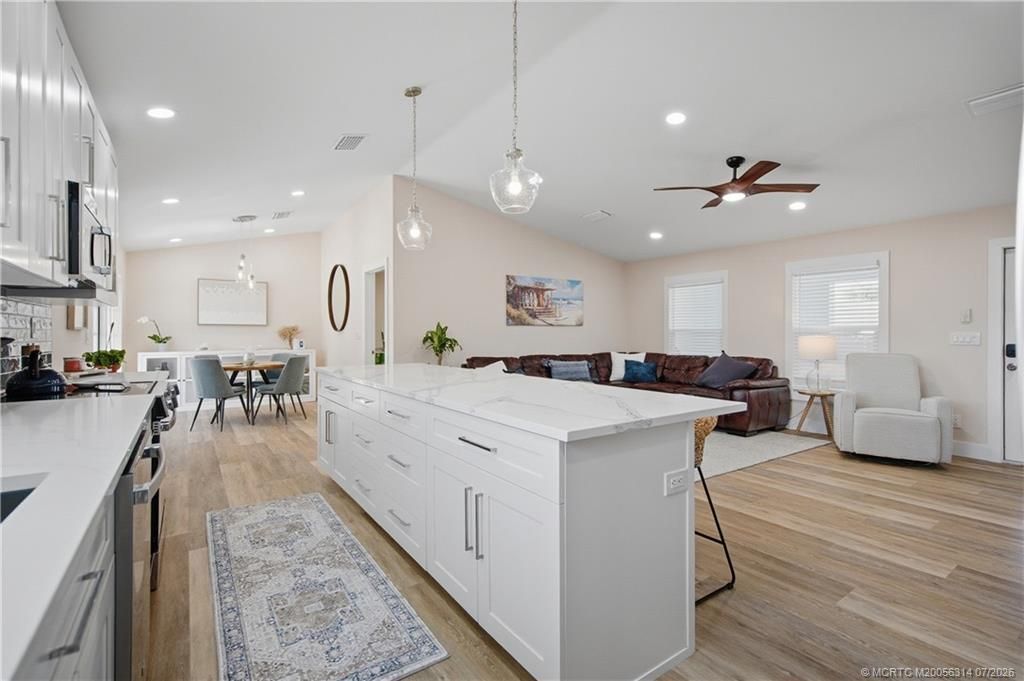 5216 SE Orange Street , Stuart, FL 34997 Photo