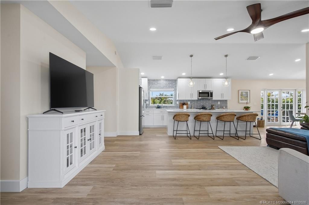 5216 SE Orange Street , Stuart, FL 34997 Photo