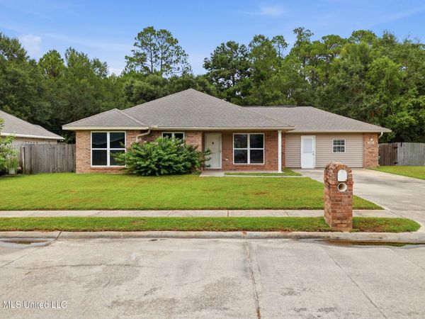 316 Woodcrest Drive, Long Beach, MS 39560