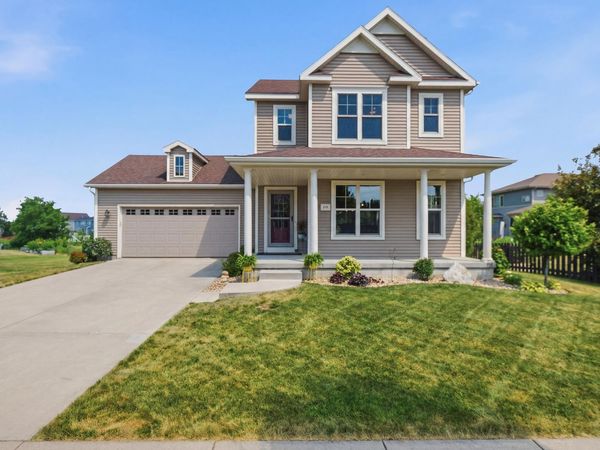 379 White Tail Drive, Sun Prairie, WI 53590