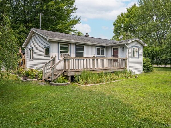 9658 Oakland Street, Angola, NY 14006