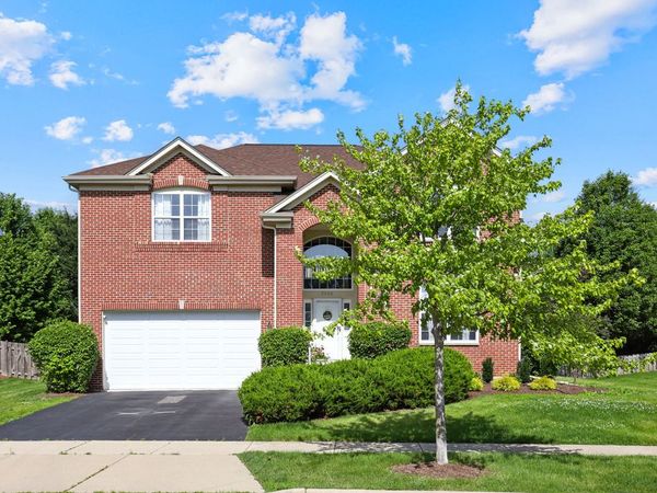 2900 Kelly Drive , Elgin, IL 60124