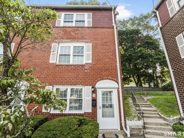 59 Savin, Unit 59, West Haven, CT 06516