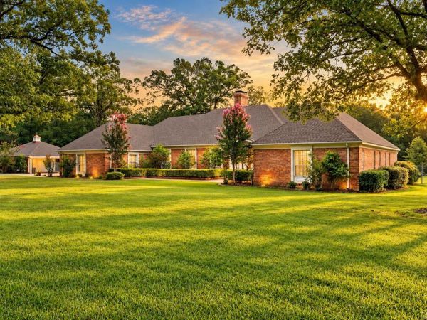 731 Carter St, Fordyce, AR 71742